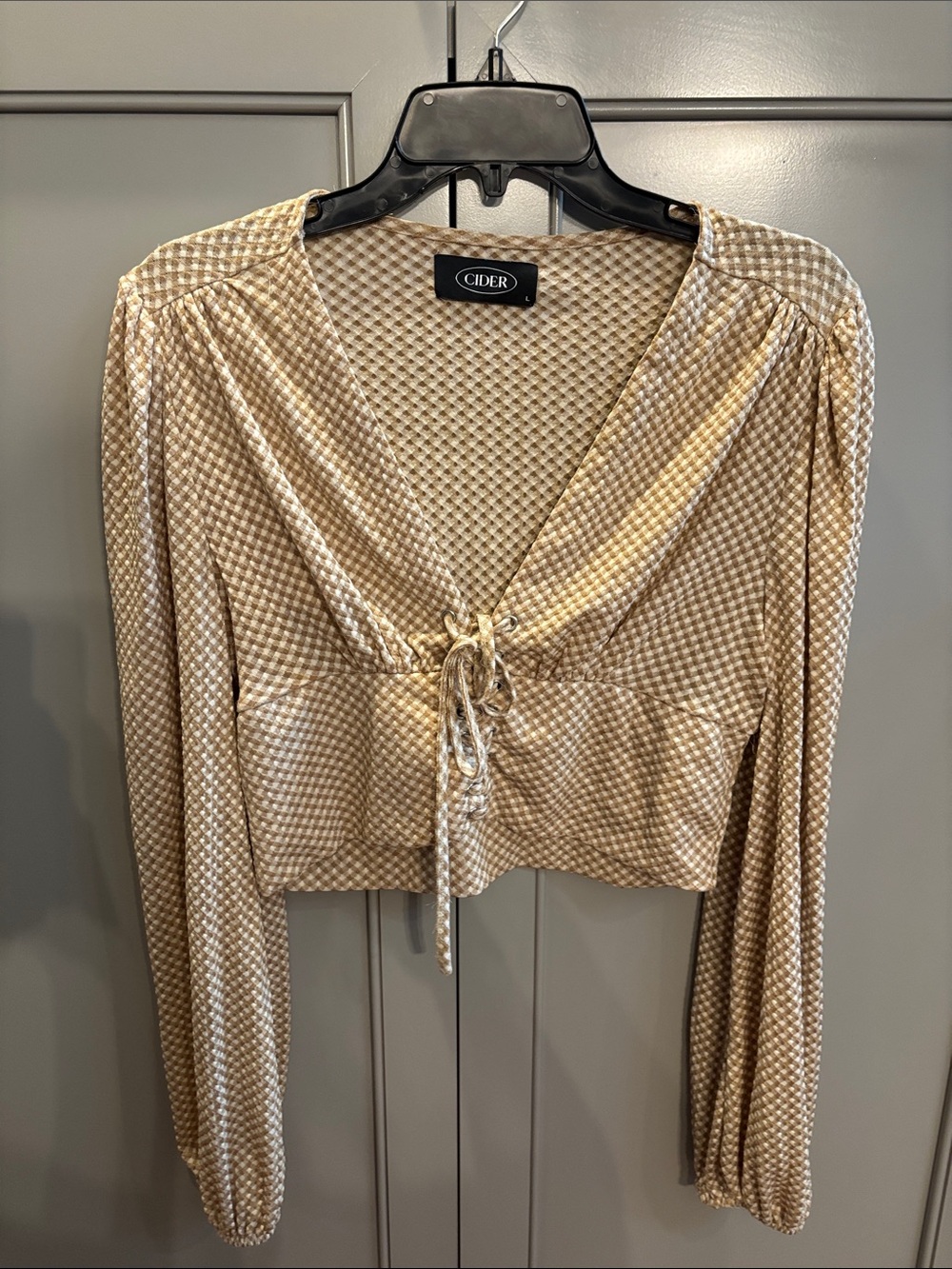 Cider Beige Textured Polka-Pattern Drawstring Crop Top L
